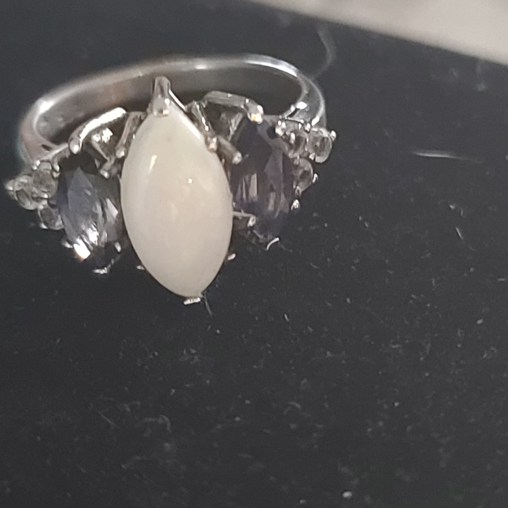Opal Ring - Picture 12 of 12